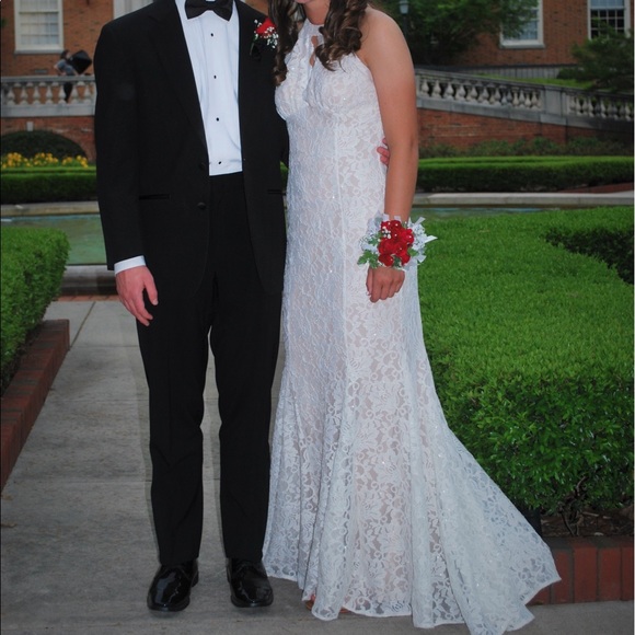 Prom Dress!! - Picture 2 of 5